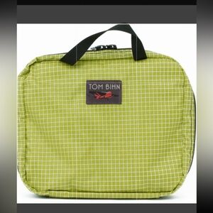 TOM BIHN DELUXE SPIFF KIT